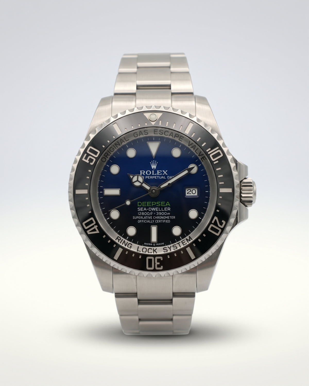 Rolex Deepsea Sea-Dweller James Cameron – vue de face