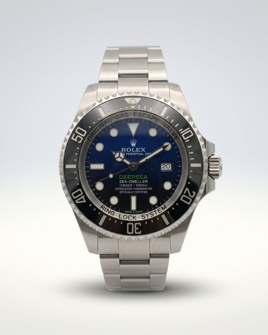 Rolex Deepsea Sea-Dweller James Cameron – vue de face