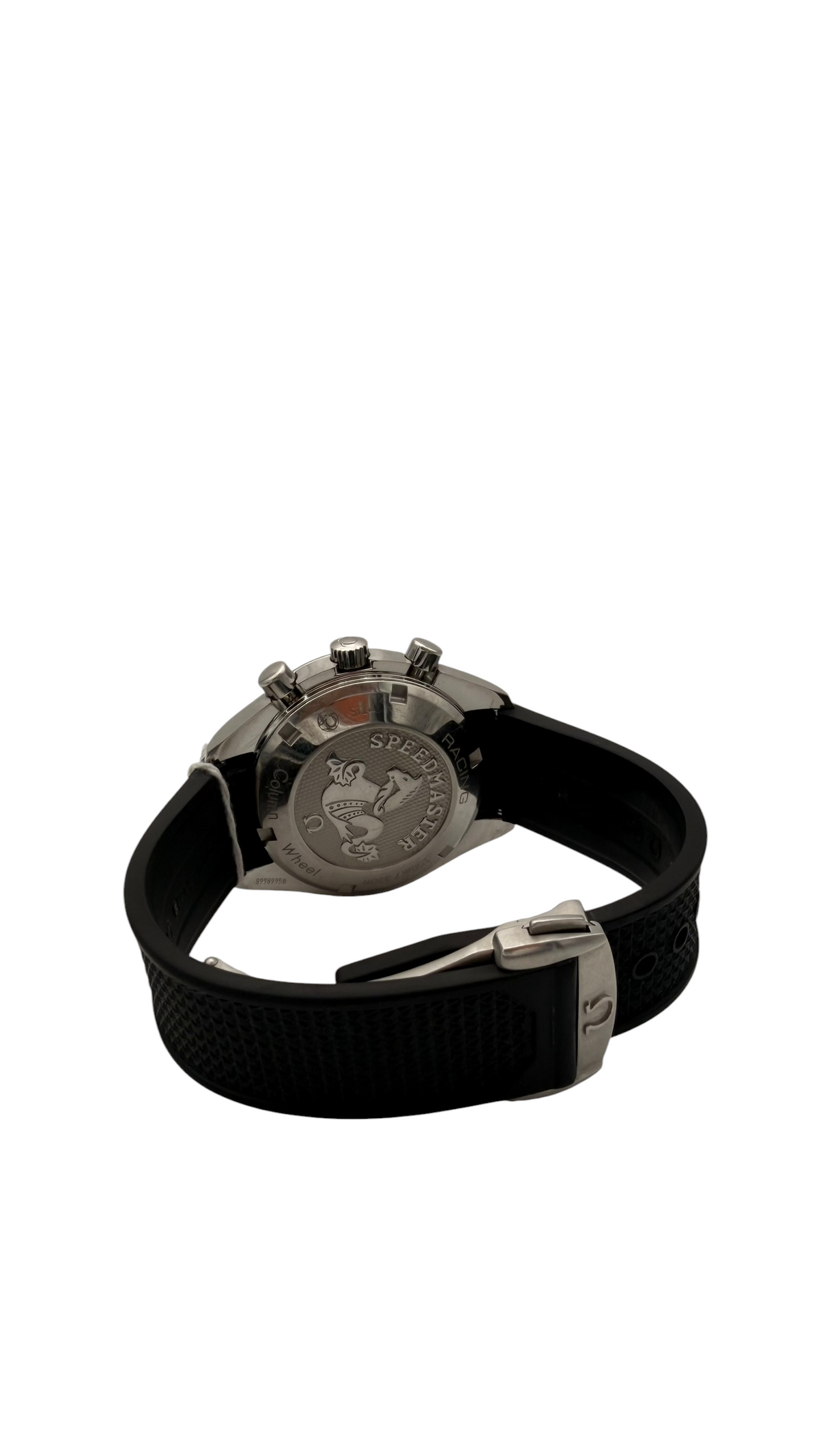Montre Omega Speedmaster Racing Co-Axial 326.32.40.50.01.001 vue arrière avec bracelet en caoutchouc noir.