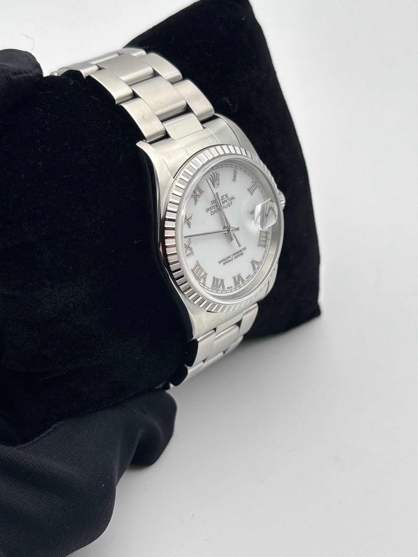 Rolex Datejust référence 16220 – Profil droit