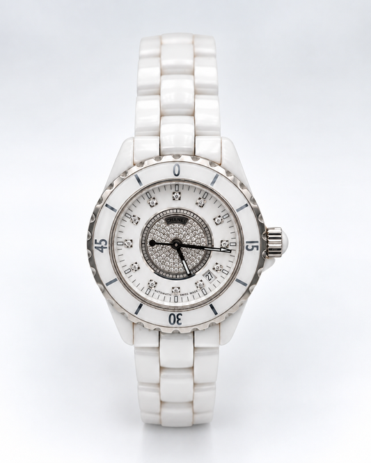 Chanel J12 Diamants Ref. LR57900 – vue de face de la montre