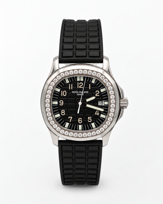 Patek Philippe Aquanaut Luce 5067A-001 – vue de face et cadran noir